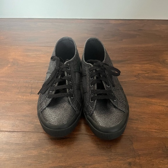 Superga 2750 Lamew Hematite Black glitterTextured Sneakers- Size 1 NWOT - Picture 1 of 8